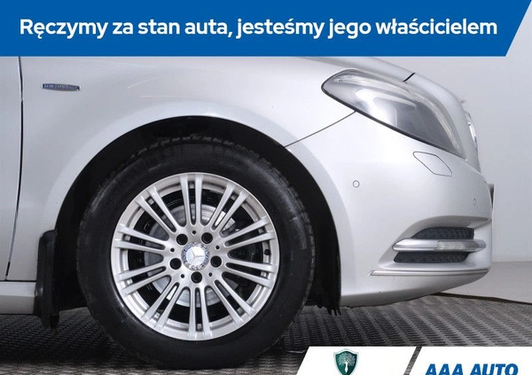 Mercedes-Benz Klasa B cena 50000 przebieg: 104176, rok produkcji 2012 z Siedliszcze małe 301